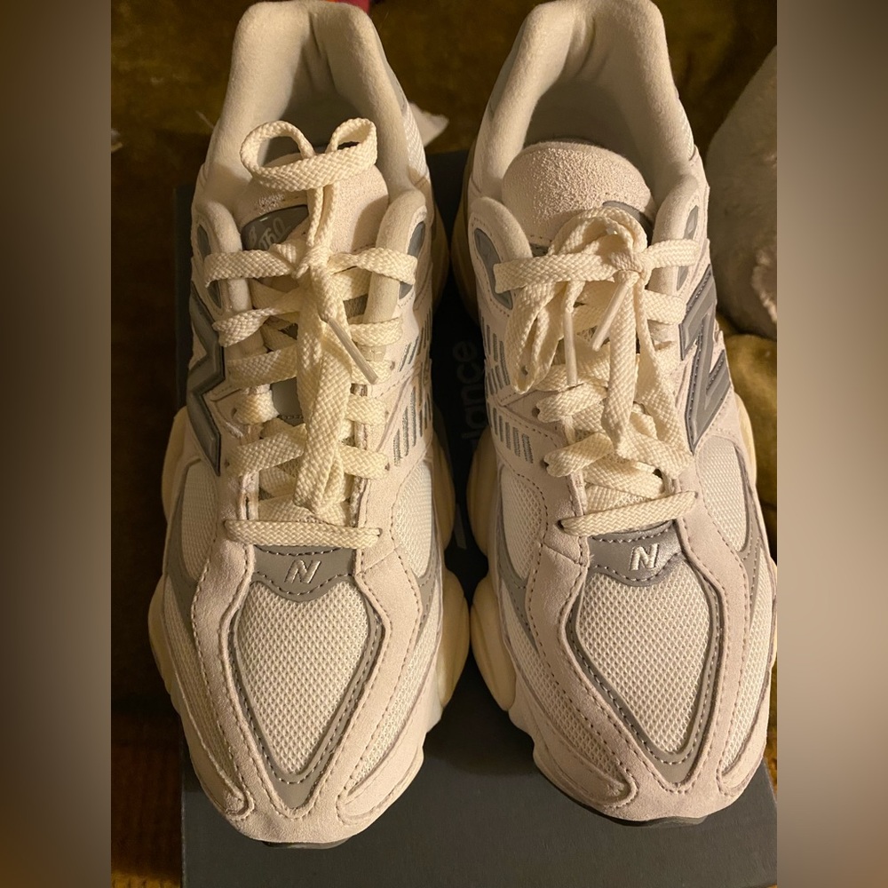 New balance 9060 womens sneakers